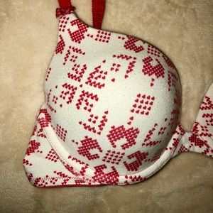 Victoria’s Secret 34B Cotton Bra with Padding